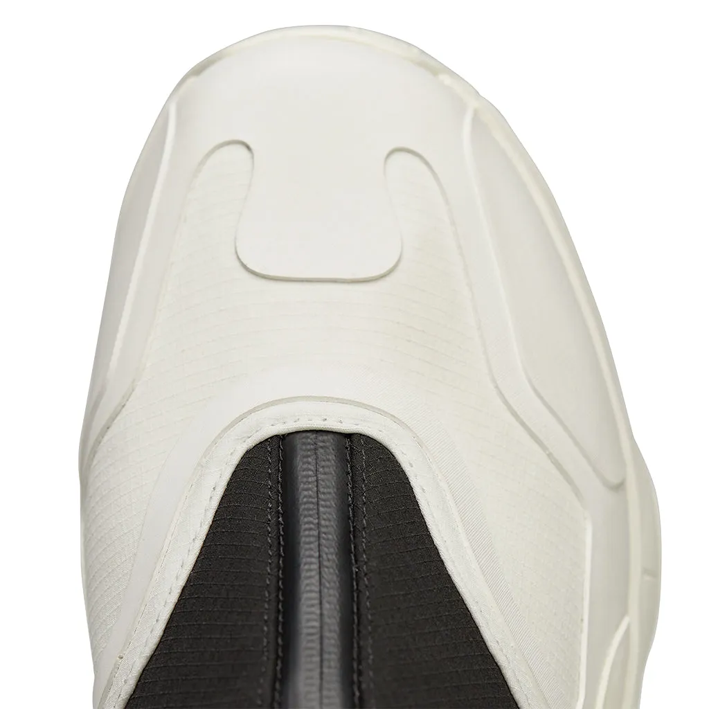 Terrex Swift R3 GTX Black / White